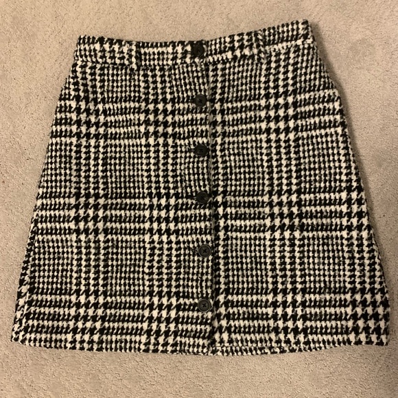 Tribal Jeans in Black/white checkered wool skirt